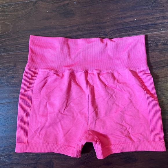 Forever 21 workout shorts - Picture 3 of 3